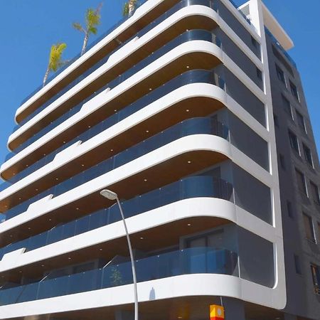 Apartamento De Lujo En Primera Linea De Playa เบนิดอร์ม ภายนอก รูปภาพ
