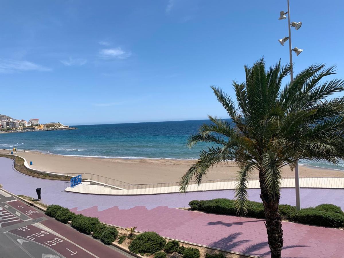 Apartamento De Lujo En Primera Linea De Playa เบนิดอร์ม ภายนอก รูปภาพ
