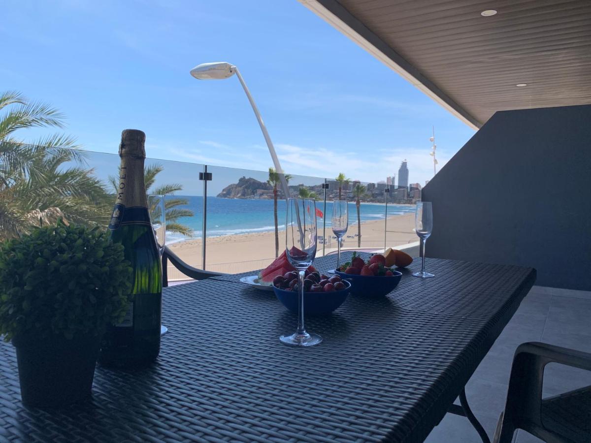 Apartamento De Lujo En Primera Linea De Playa เบนิดอร์ม ภายนอก รูปภาพ