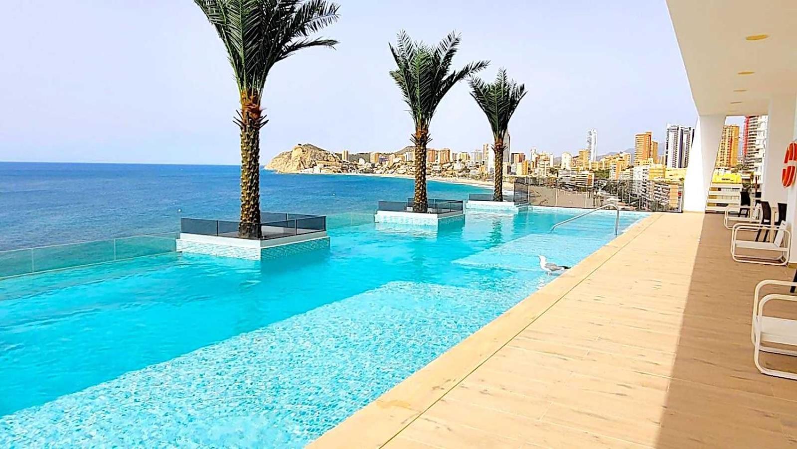 Apartamento De Lujo En Primera Linea De Playa เบนิดอร์ม ภายนอก รูปภาพ